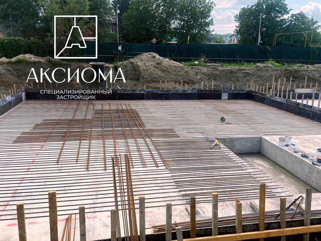 Фундаментная плита - сплошной монолит. Армирование.